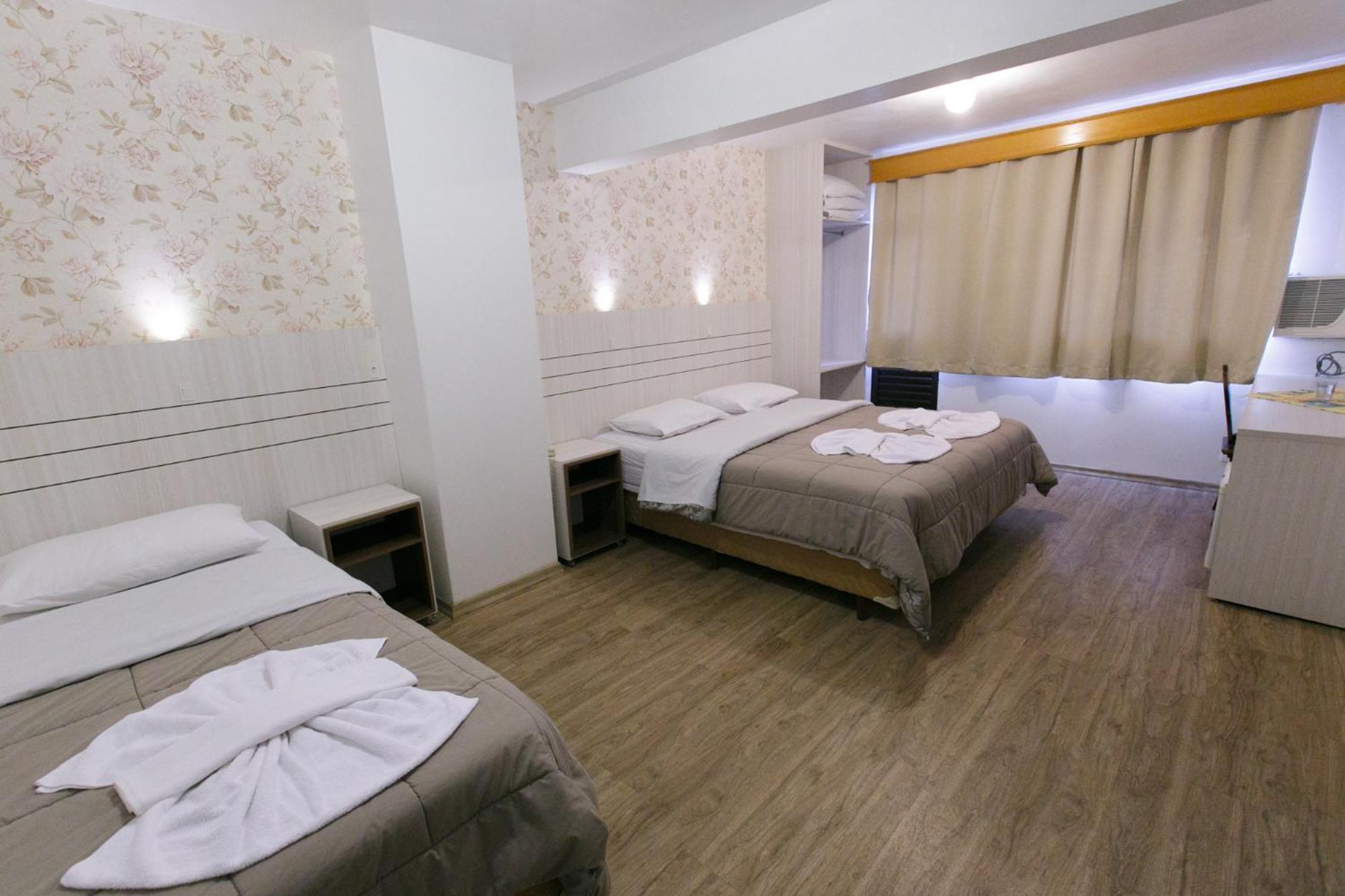 Hotel 13 Linden Treze Tílias Екстериор снимка