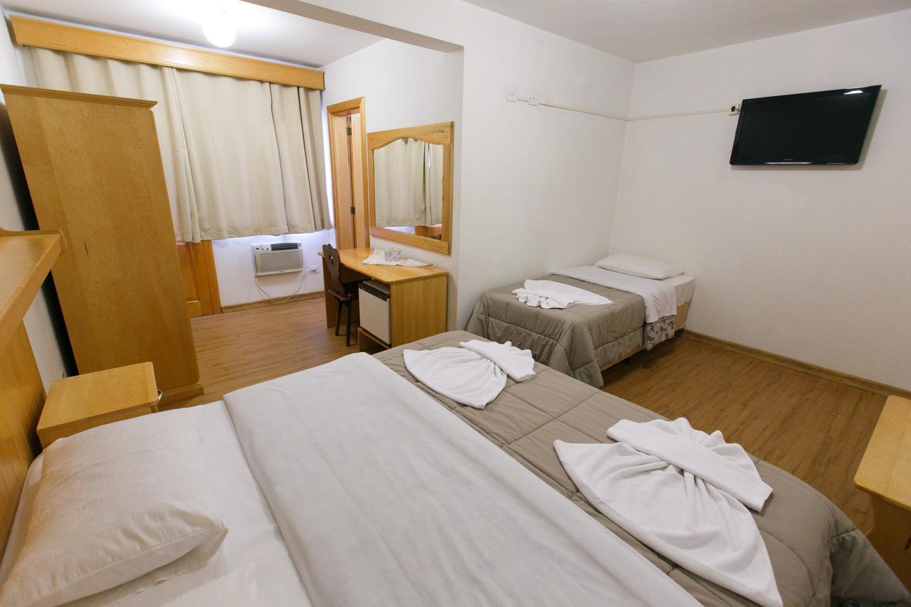 Hotel 13 Linden Treze Tílias Екстериор снимка